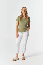 Load image into Gallery viewer, Goondiwindi Cotton - 5 Pocket Cropped Jean White