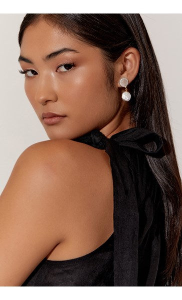 adorne - BUTTON PEARL CLASSIC DROP EARRINGS