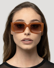 Load image into Gallery viewer, otra - Chelsea