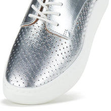 Load image into Gallery viewer, Rollie - Derby City Punch Silver