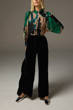 Load image into Gallery viewer, zoe kratzmann - atlas top organic botanic