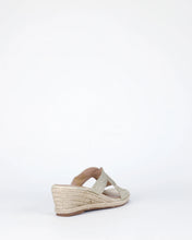 Load image into Gallery viewer, Soultbush - TALENT Light Gold