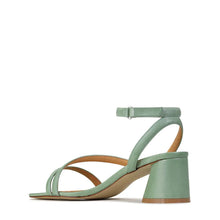 Load image into Gallery viewer, EOS - PETRICIA Basil