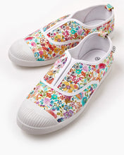 Load image into Gallery viewer, Walnut - Liberty Euro Canvas - Meadow Pink