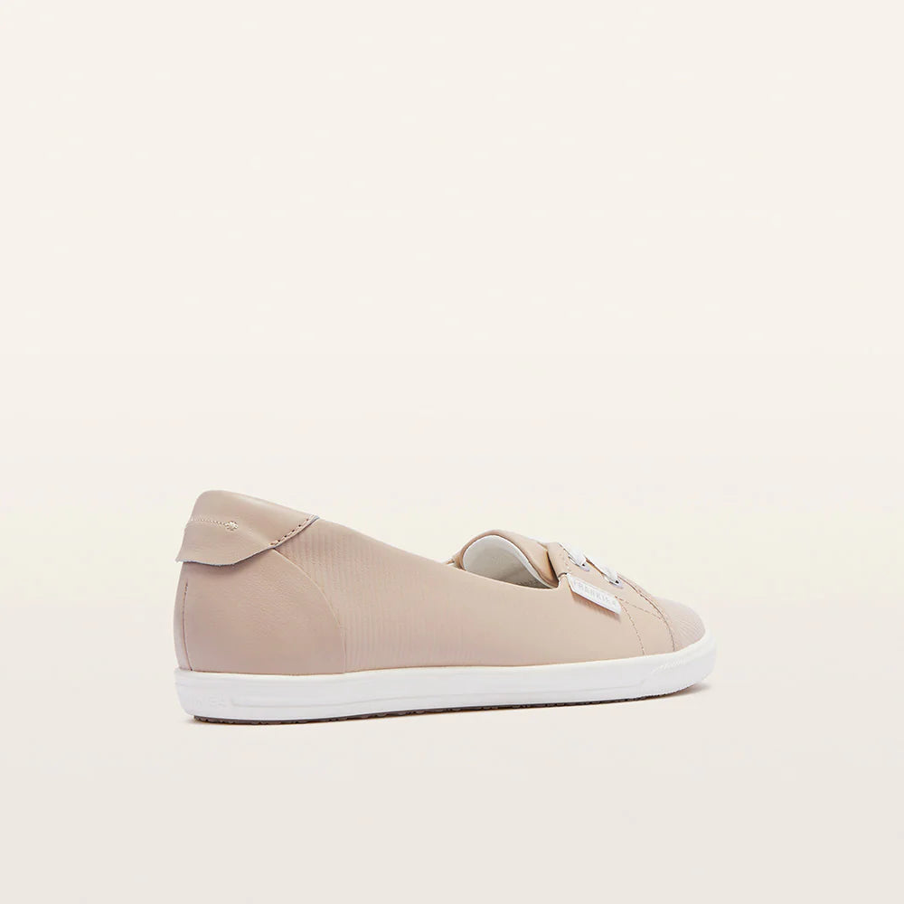 FRANKIE4 - Hannah III Light Blush Emboss