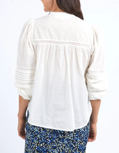 Load image into Gallery viewer, elm - Marci Blouse Marshmallow
