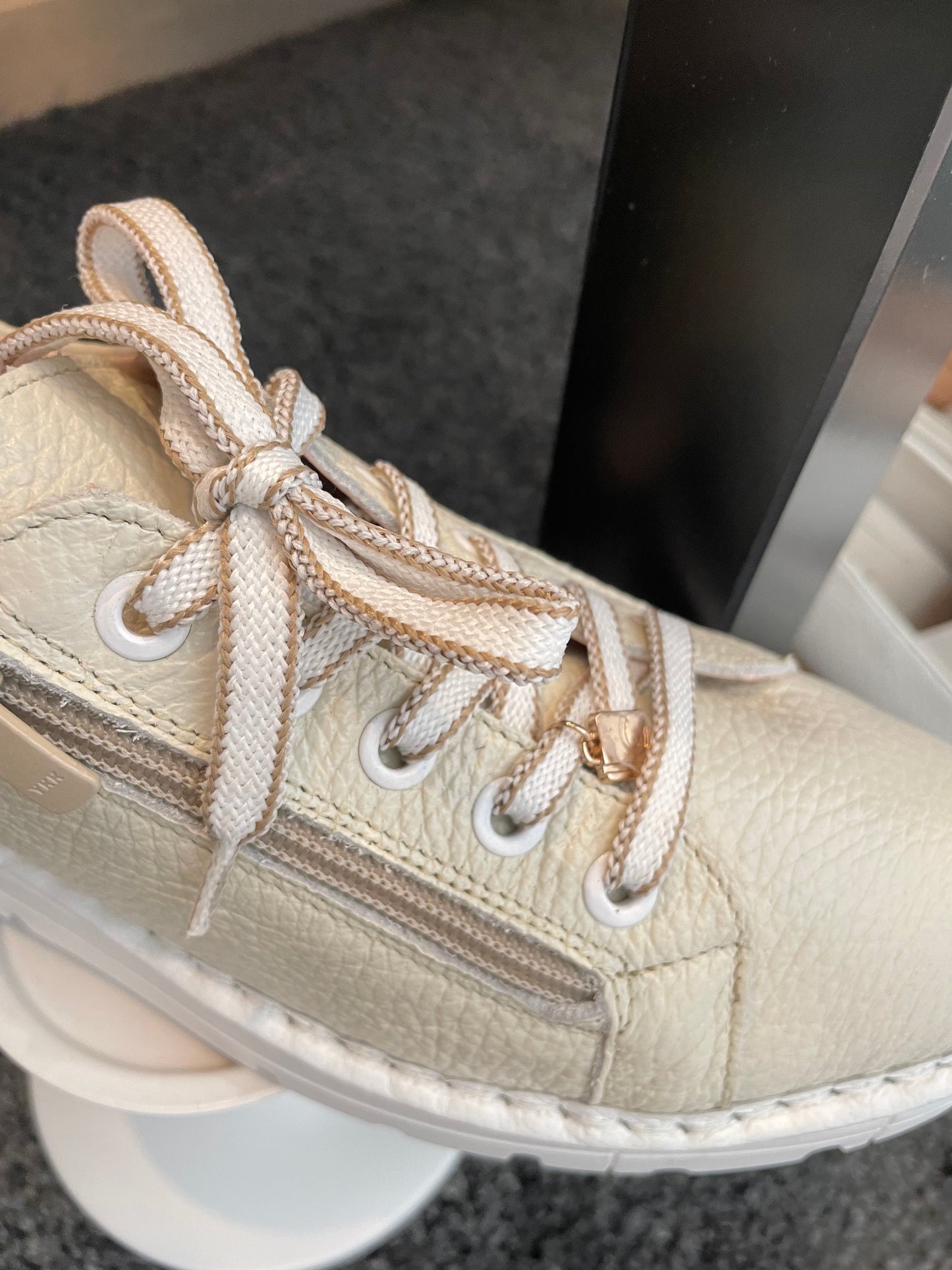 Jose Saenz - JS2001 Beige