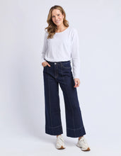 Load image into Gallery viewer, elm - Ando Pin Tuck Jean Dark Blue Wash
