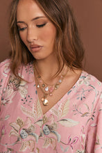 Load image into Gallery viewer, adorne - Resin Jewel Cluster Necklace (Pink)
