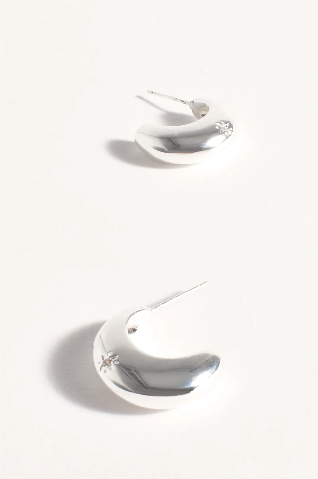 adorne - Polished Curve Front Event Earrings