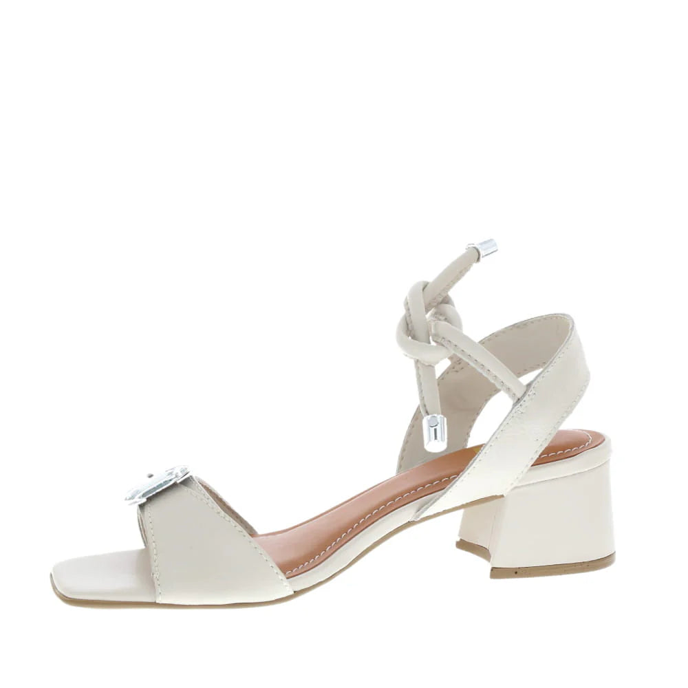 Nu X Neo - Teodora Off White