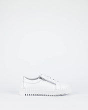 Load image into Gallery viewer, Bay Lane - New Medusa White
