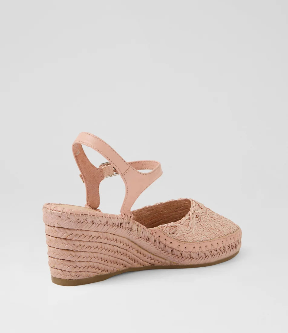 Django and Juliette - Flory Pale Pink Synthetic Raffia Leather Wedges