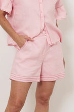 Load image into Gallery viewer, adorne - HEIDI CONTRAST STITCH LINEN SHORT (PINK)
