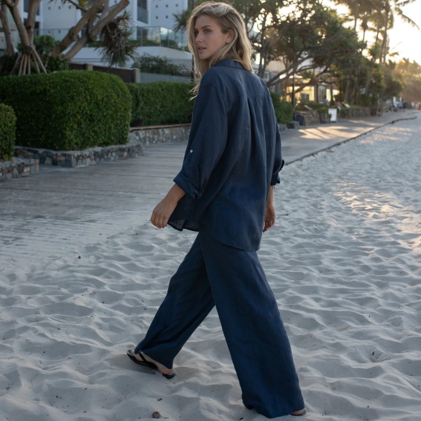 HUT -  Boyfriend Linen Shirt Storm Cloud
