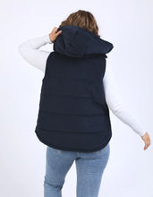 Load image into Gallery viewer, elm - Cord Puffer Vest Dark Sapphire
