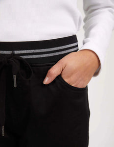 elm - Margo Jogger Black