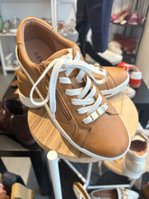 Load image into Gallery viewer, Diana Ferrari supersoft - EVONE DK Tan
