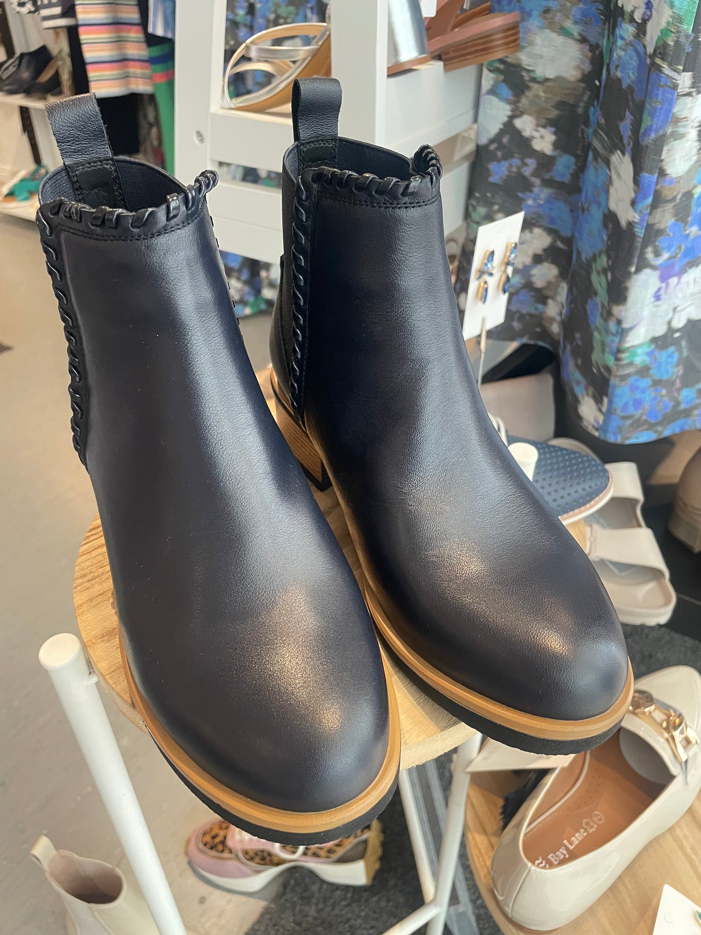 BRESLEY - Droplet Navy