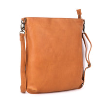 Load image into Gallery viewer, Rugged Hide - Berlin Cross Body Bag Tan
