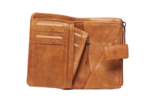Load image into Gallery viewer, Rugged Hide - Marion Wallet Tan
