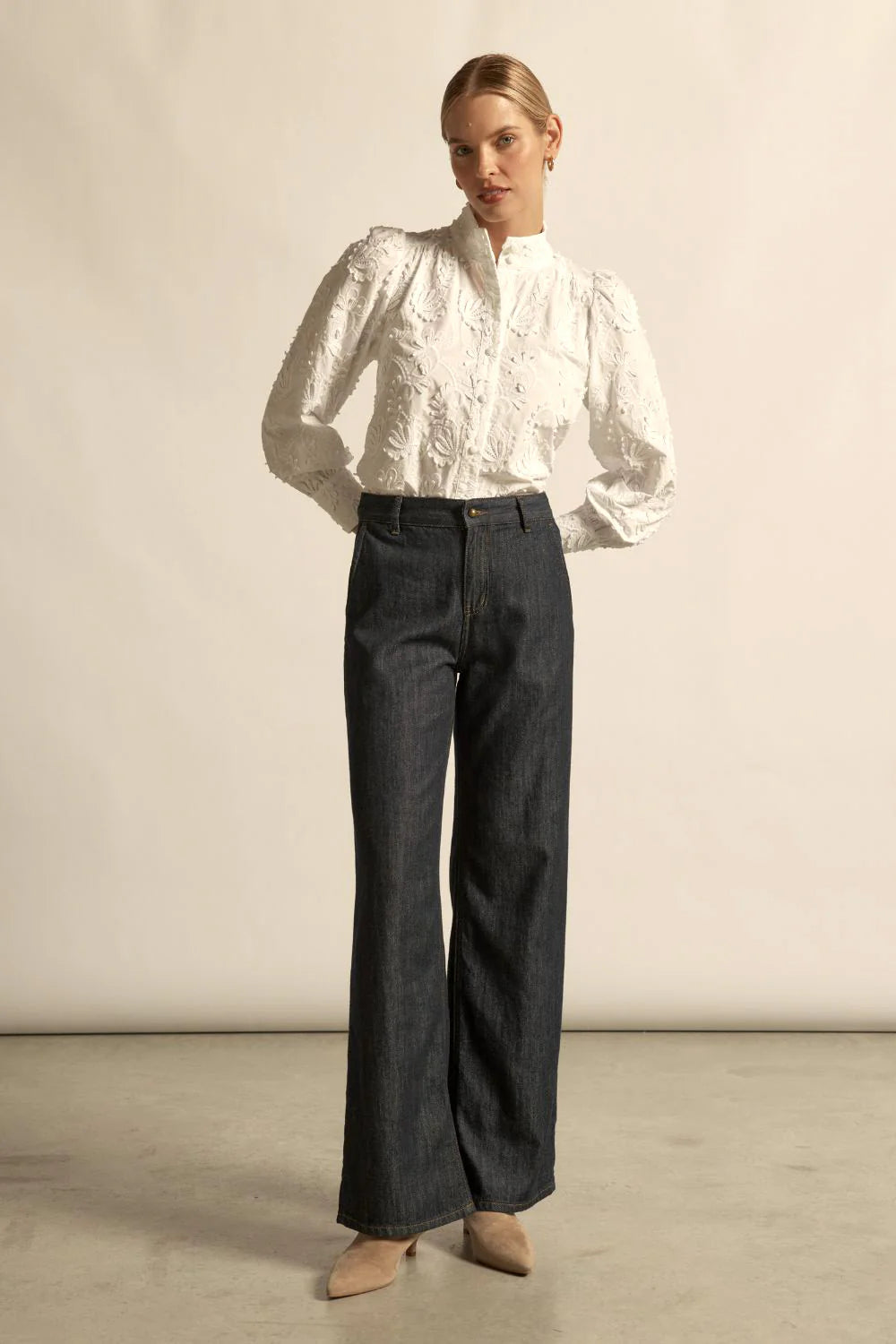 zoe kratzmann - fete top porcelain