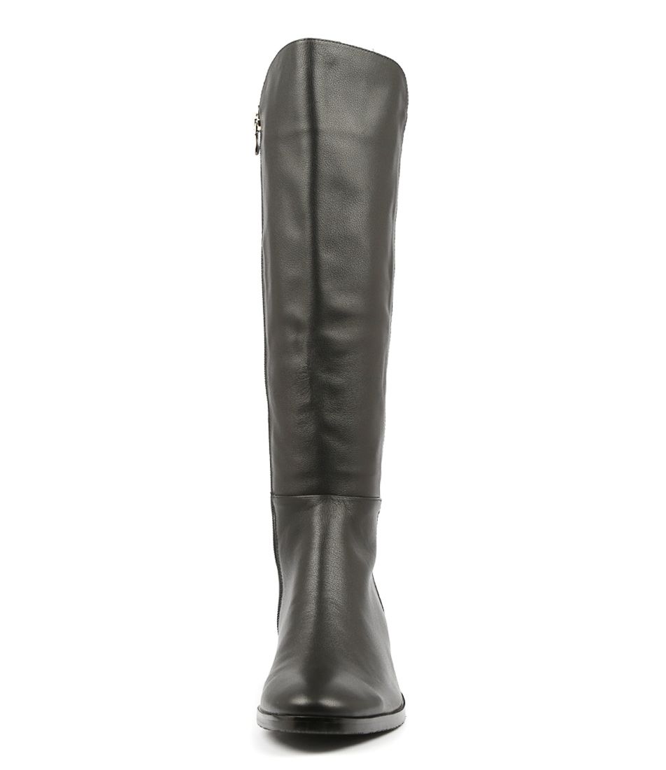 Django & Juliette -Tetley black leather
