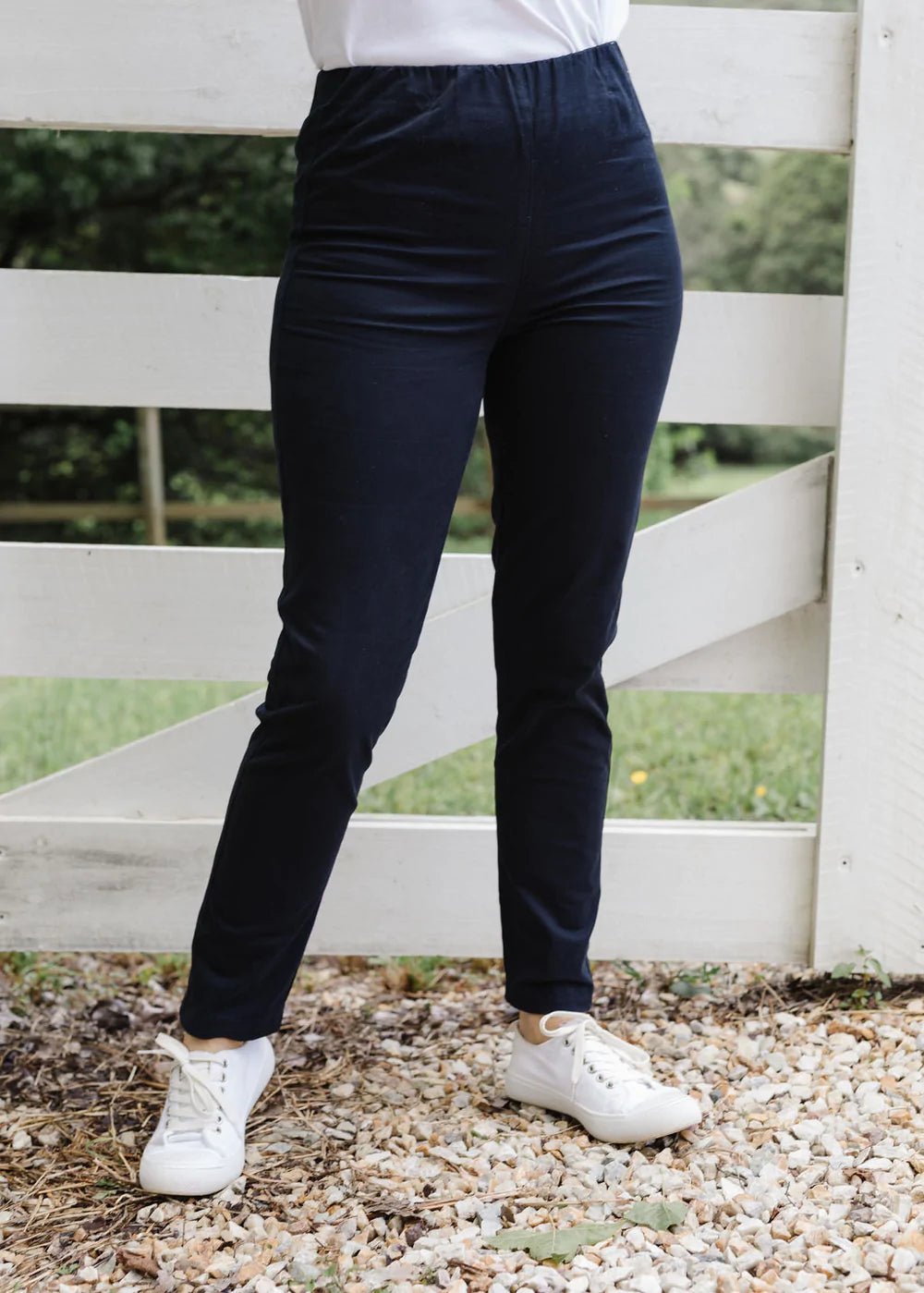 Goondiwindi Cotton - 97% Cotton 3% Spandex Elastic Waist Pant Navy