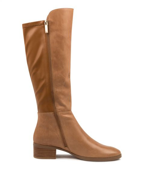 Django & Juliette - Tetley Tan Leather